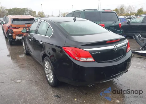 2013 Buick Regal Turbo - Premium 1 из США, поврежденный, VIN 2G4GS5EV0D9177746